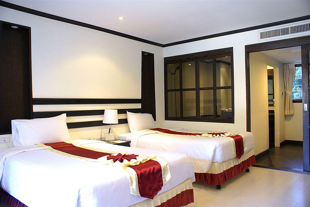 Pattaya room. Роял орхид Резорт Паттайя. Отель Паттайя орхид Резорт 4. Тайланд Паттайя Роял орхид. Орхид Тайланд бронирование Паттайя.